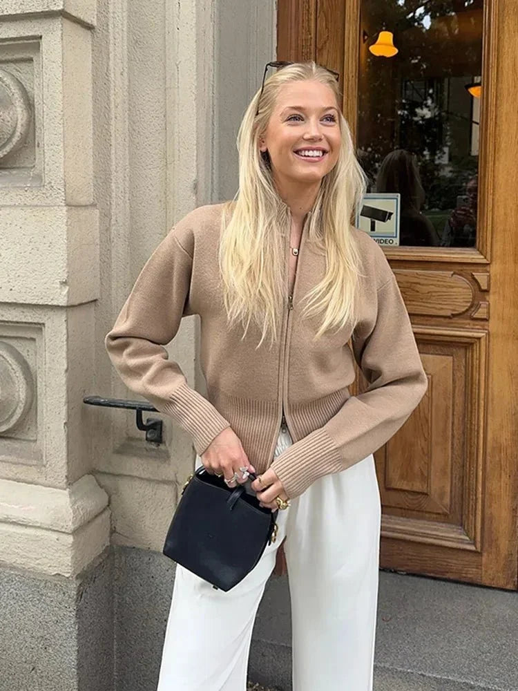 Cardigans & Pullovers