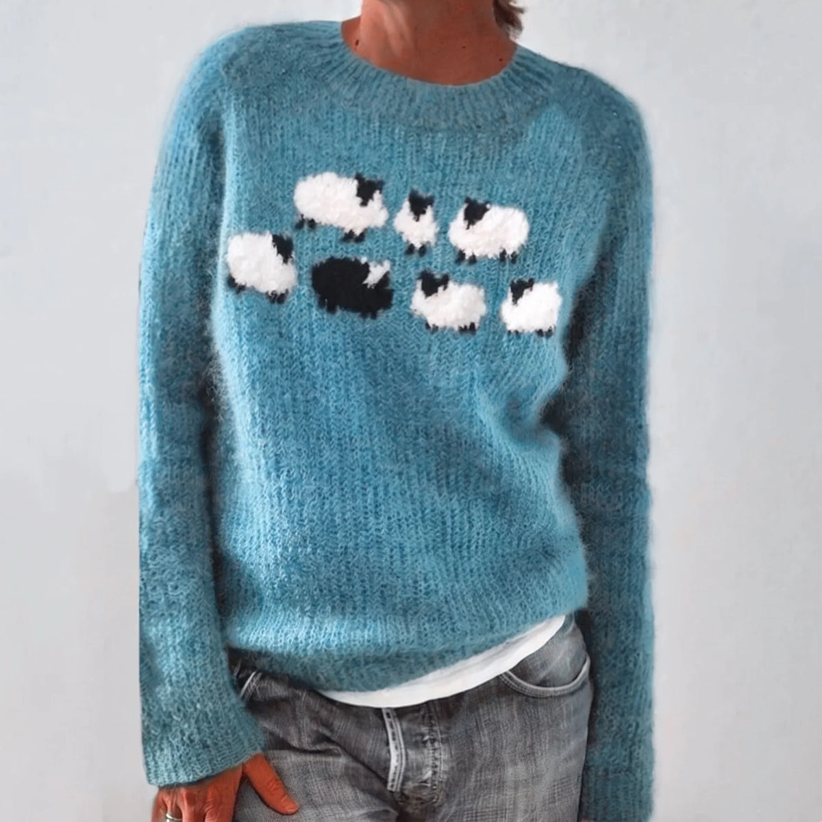 Bianka | Sweater with Sheep
