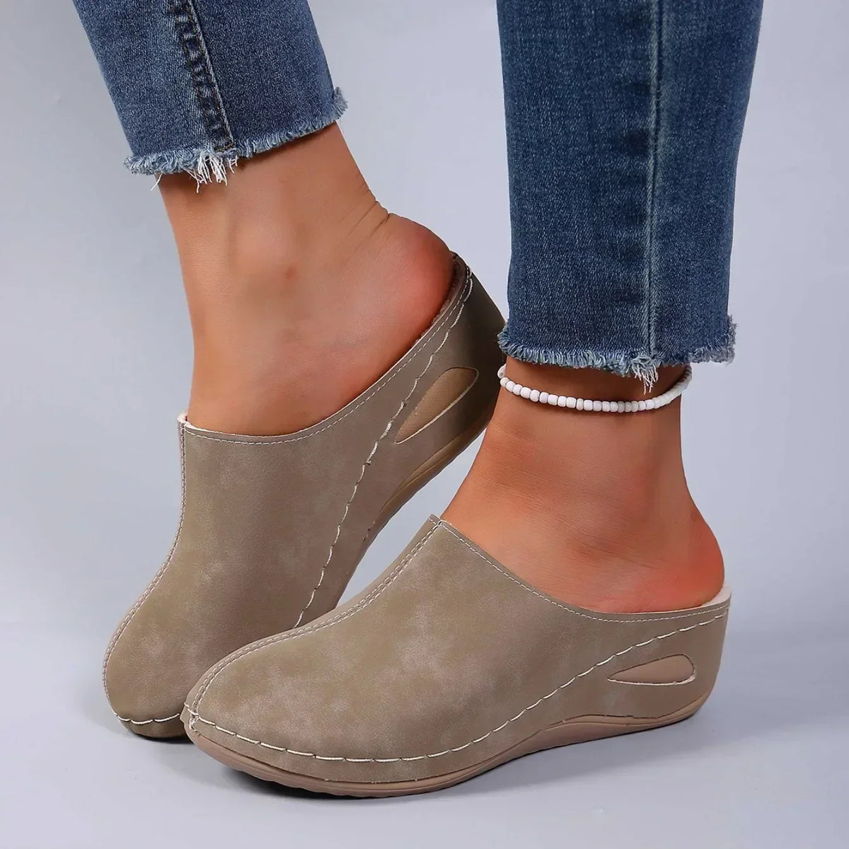 Warm and Comfortable Clogs