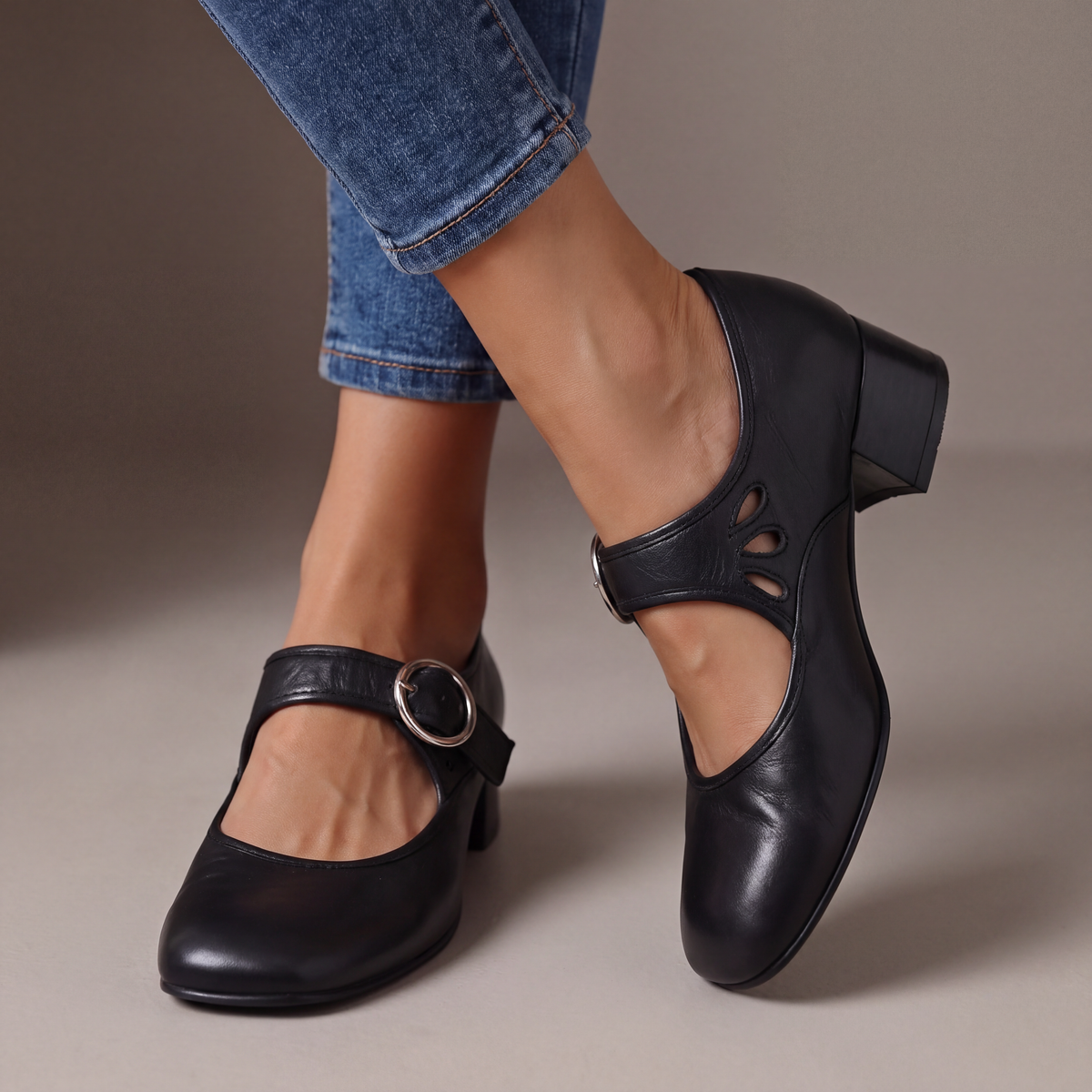 Marion | Comfortable Heels with Strap and Wide Heel